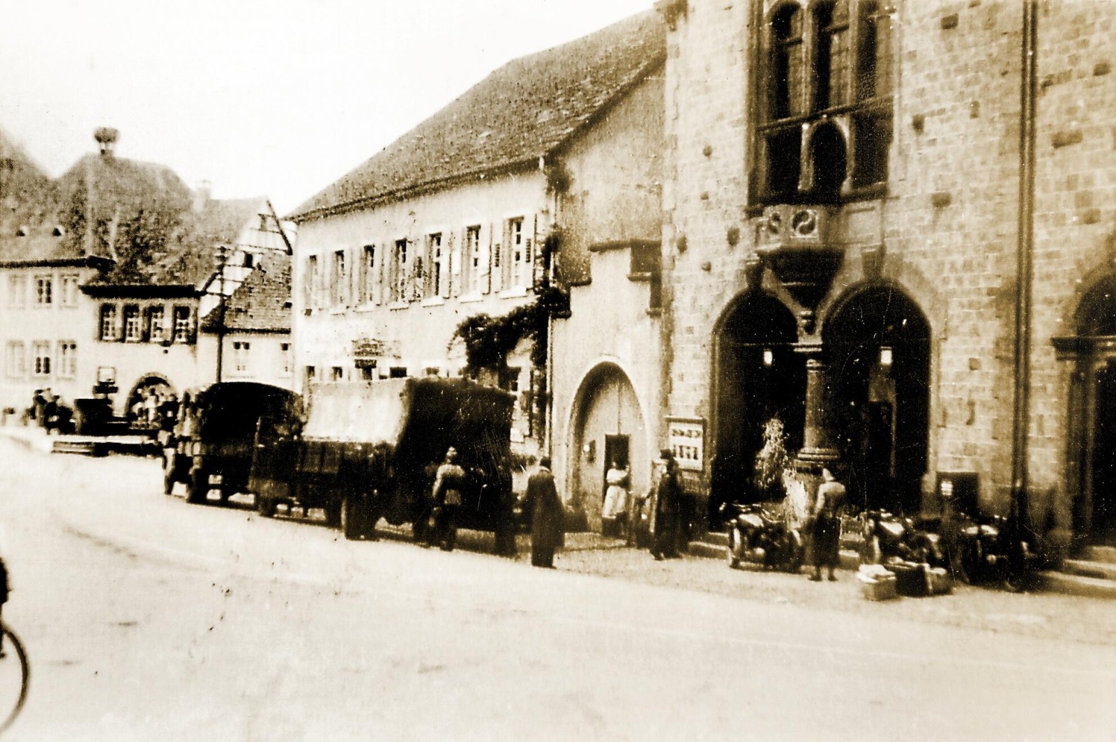 Die Abholung der Weingartner Jüdinnen und Juden am 22. Oktober 1940 (historische Aufnahme)